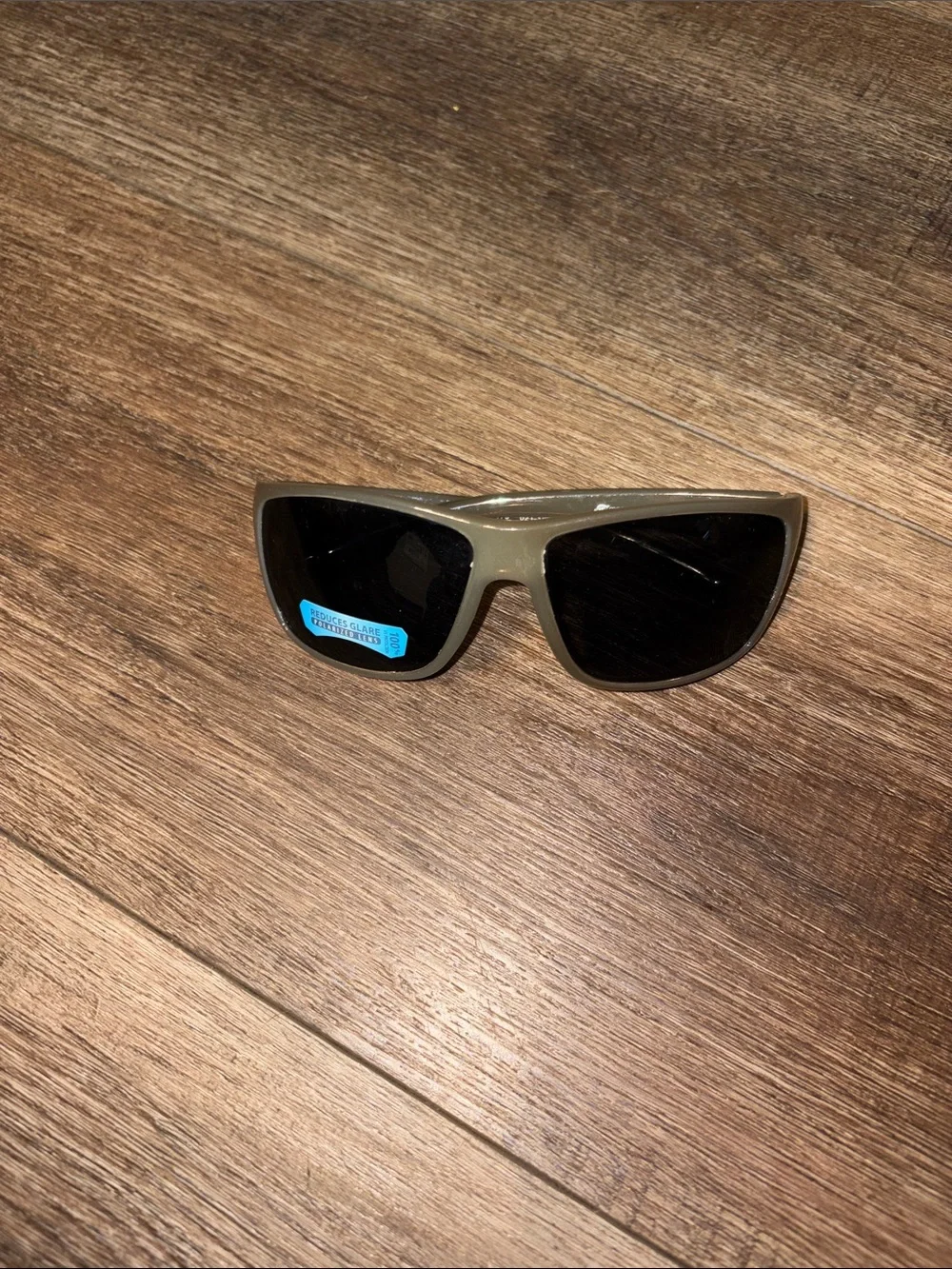 Men's Olive Wrap Sunglasses with Dark Polarized Lenses